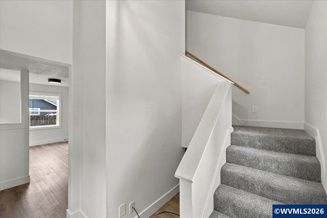 2580 SW 3rd St, Corvallis, OR 97333