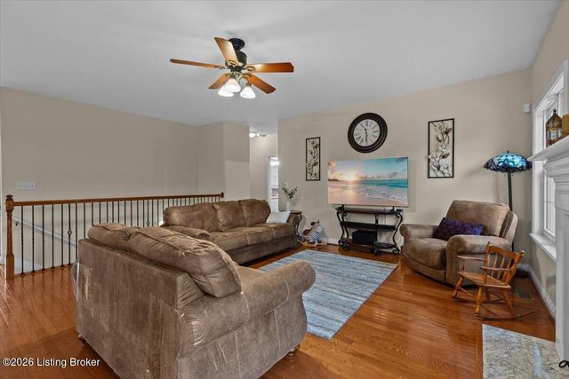 5313 Pavilion Way, Louisville, KY 40291