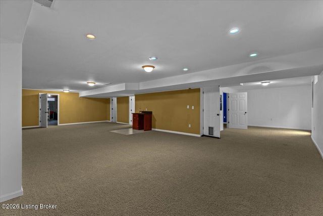 5313 Pavilion Way, Louisville, KY 40291