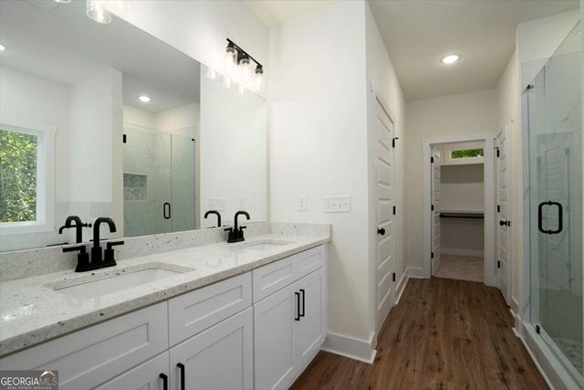 6134 Linwood Drive SE, Covington, GA 30014