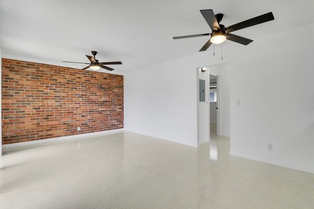 2801 Georgia Avenue, West Palm Beach, FL 33405