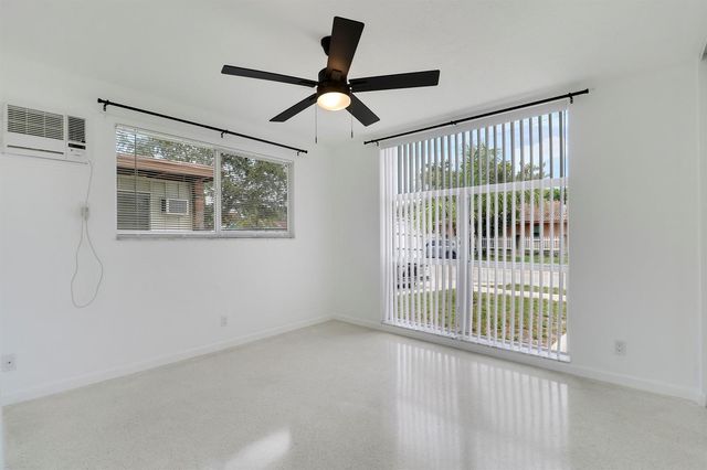 2801 Georgia Avenue, West Palm Beach, FL 33405