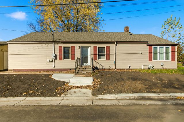 113 Barracuda Avenue NE, Avon, MN 56310