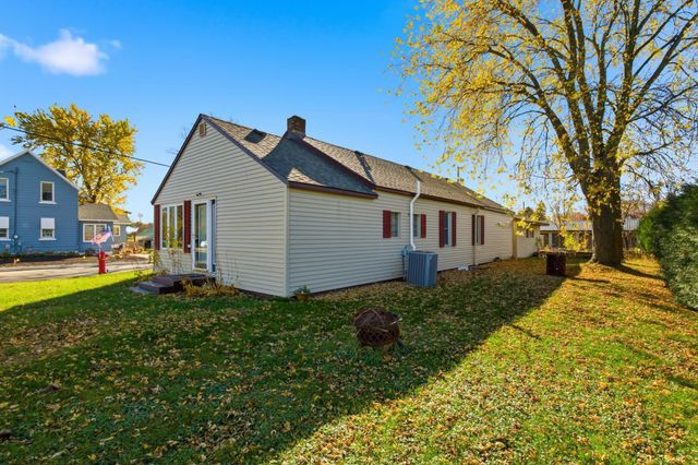 113 Barracuda Avenue NE, Avon, MN 56310