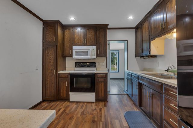 113 Barracuda Avenue NE, Avon, MN 56310