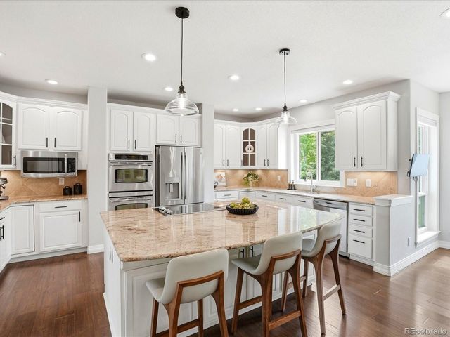 428 Meadow View Pkwy, Erie, CO 80516