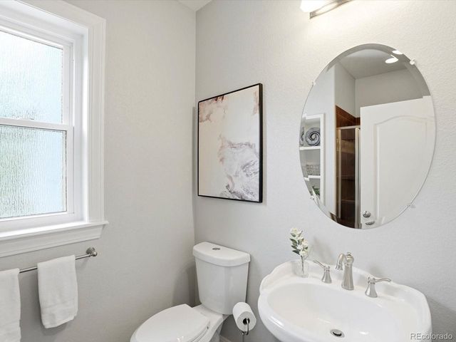 428 Meadow View Pkwy, Erie, CO 80516