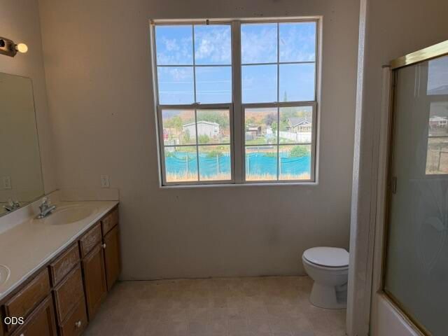 7465 Table Rock Terrace, Central Point, OR 97502