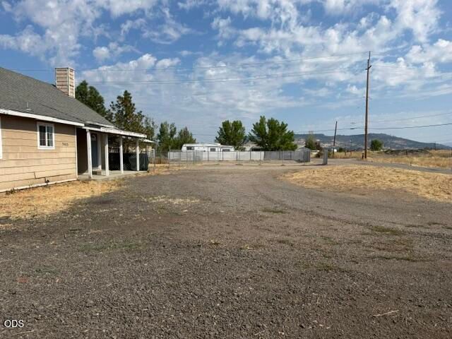 7465 Table Rock Terrace, Central Point, OR 97502