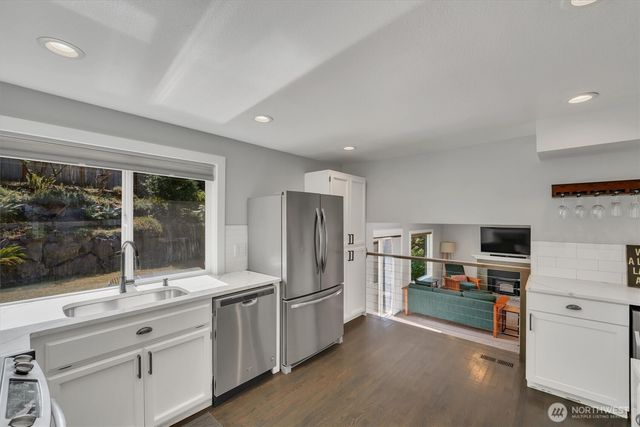 4417 Somerset Lane, Kent, WA 98032