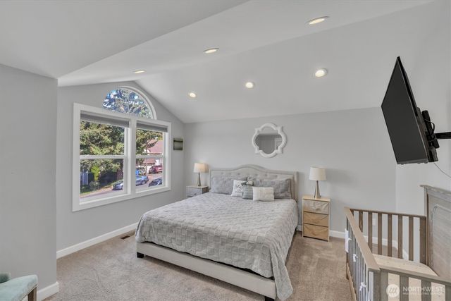 4417 Somerset Lane, Kent, WA 98032