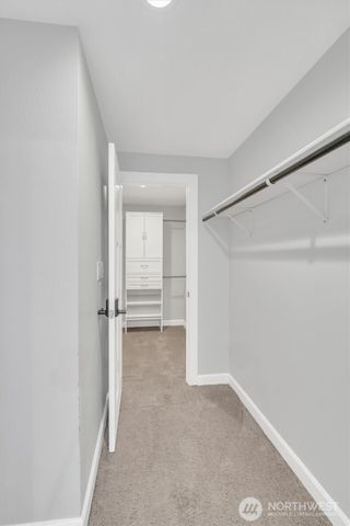4417 Somerset Lane, Kent, WA 98032