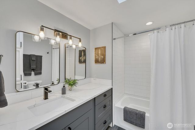 4417 Somerset Lane, Kent, WA 98032