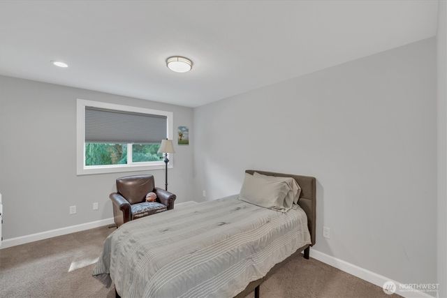 4417 Somerset Lane, Kent, WA 98032