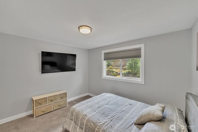 4417 Somerset Lane, Kent, WA 98032