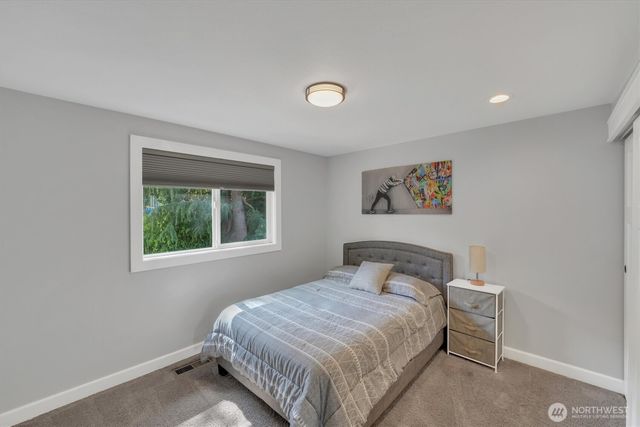 4417 Somerset Lane, Kent, WA 98032