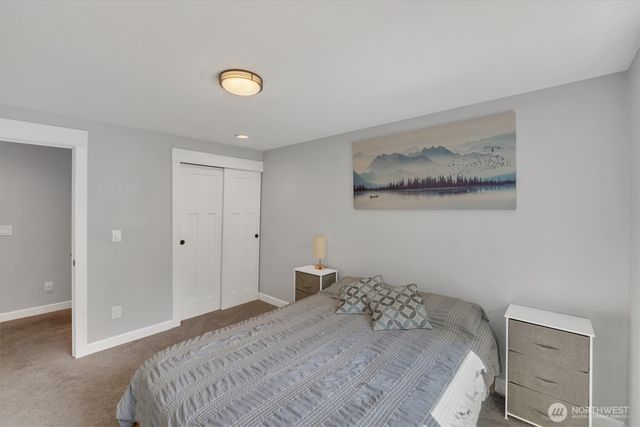 4417 Somerset Lane, Kent, WA 98032