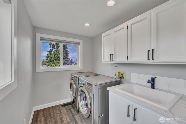4417 Somerset Lane, Kent, WA 98032