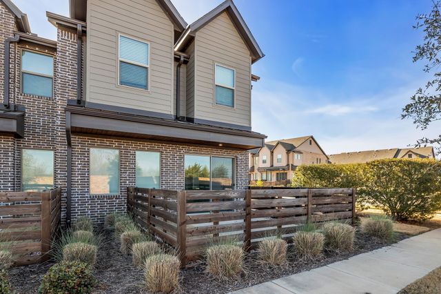 7310 Concha Drive, Grand Prairie, TX 75054