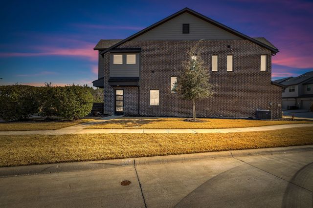 7310 Concha Drive, Grand Prairie, TX 75054