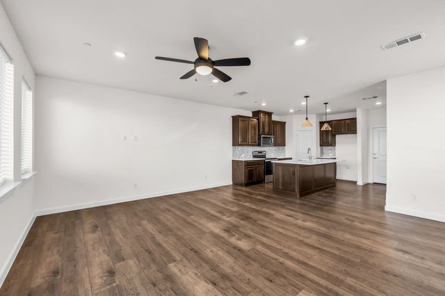 7310 Concha Drive, Grand Prairie, TX 75054