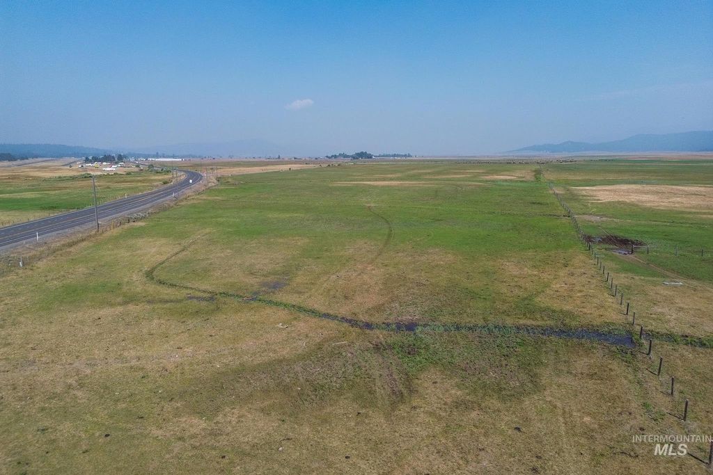 000 Highway 55, Cascade, ID 83611 photo 10