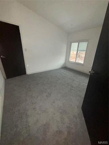 7214 Harney Avenue, St Louis, MO 63136