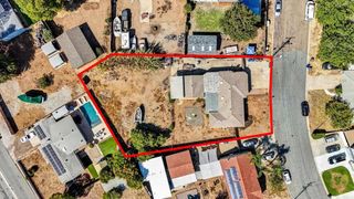 1852 Peppervilla Drive, El Cajon, CA 92021