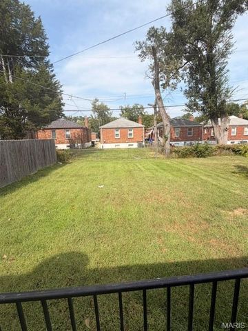 8309 Orchard Avenue, University City, MO 63132