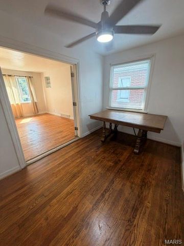 8309 Orchard Avenue, University City, MO 63132