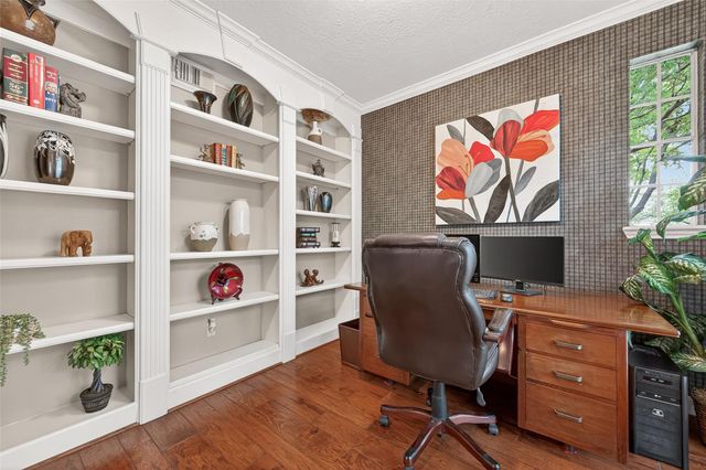 6006 Mound Airy Court, Sugar Land, TX 77479