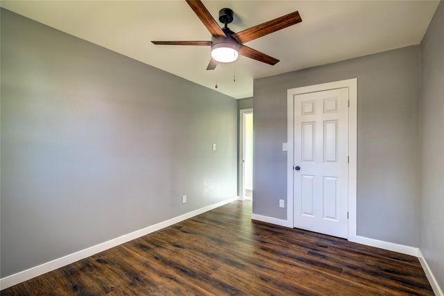 520 N 1st Street, Point, TX 75472