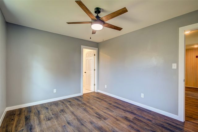 520 N 1st Street, Point, TX 75472