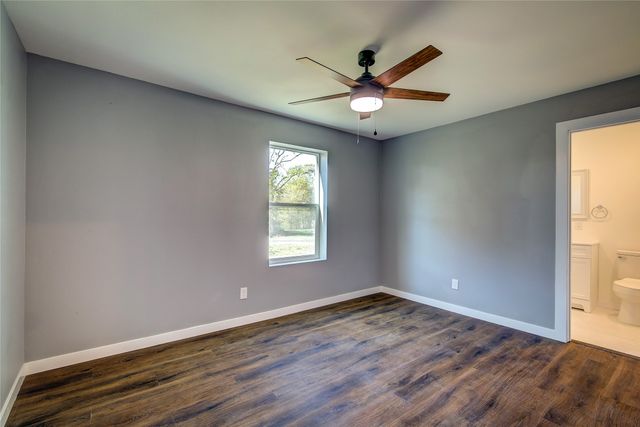 520 N 1st Street, Point, TX 75472