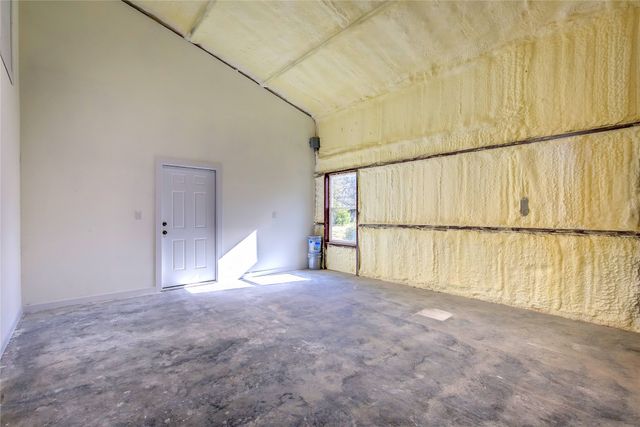 520 N 1st Street, Point, TX 75472