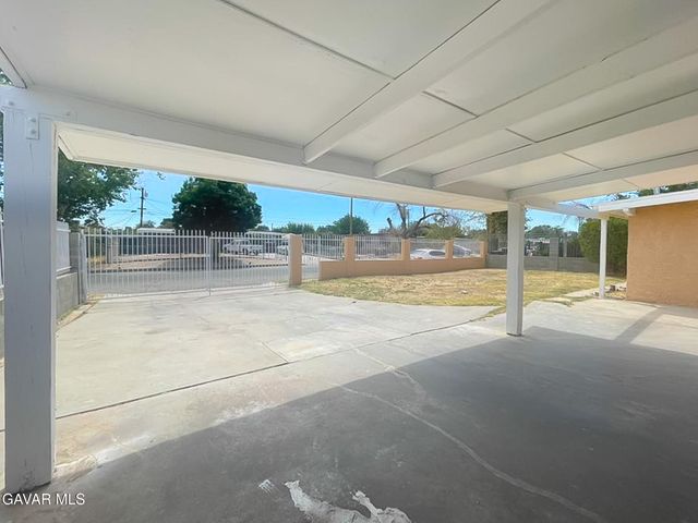 44739 E 3rd Street, Lancaster, CA 93535