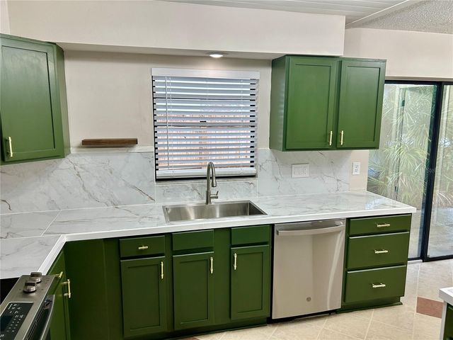 3805 11TH AVENUE W, Bradenton, FL 34205