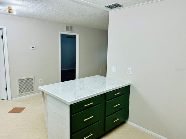 3805 11TH AVENUE W, Bradenton, FL 34205