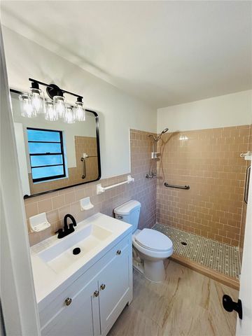 3805 11TH AVENUE W, Bradenton, FL 34205