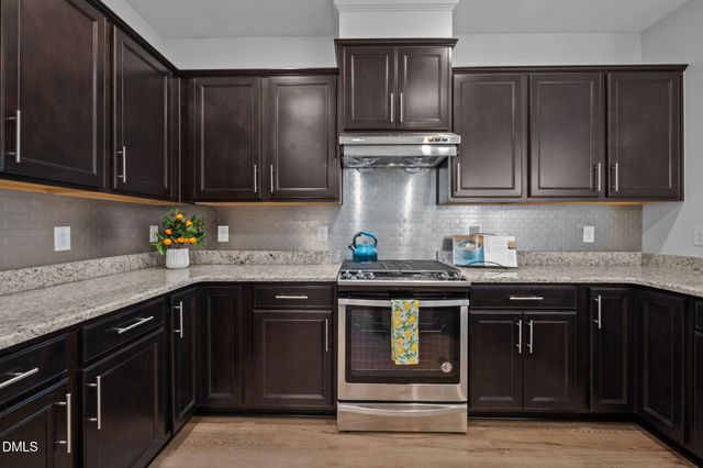 17 Rambler Lane, Durham, NC 27703