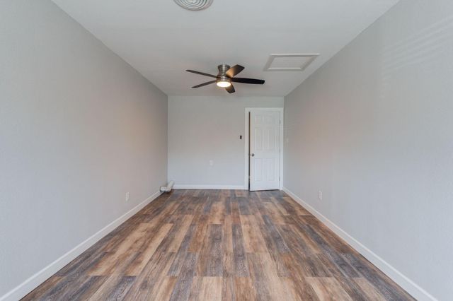 5206 42nd Street, Lubbock, TX 79414