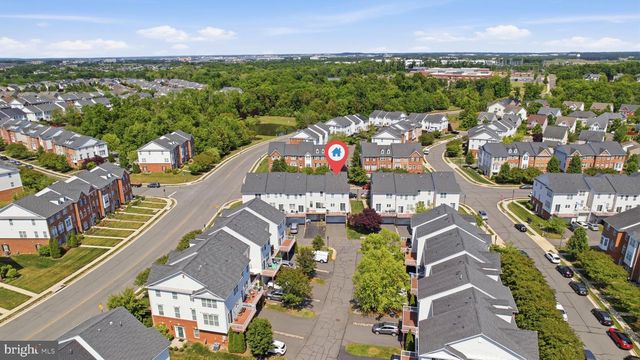 23149 FLORA MURE DR, Ashburn, VA 20148