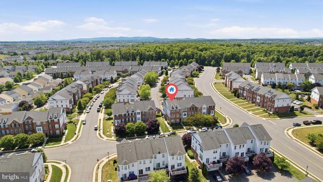 23149 FLORA MURE DR, Ashburn, VA 20148