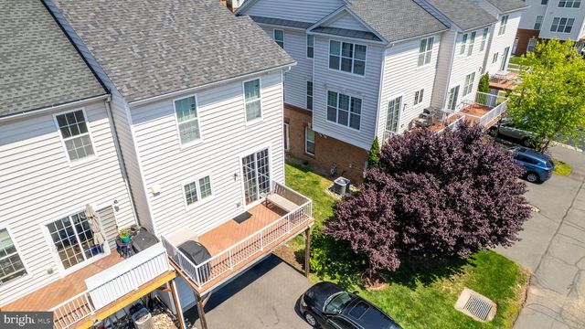 23149 FLORA MURE DR, Ashburn, VA 20148