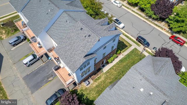 23149 FLORA MURE DR, Ashburn, VA 20148