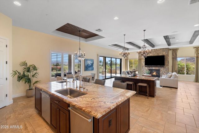 4602 E MOCKINGBIRD Lane, Paradise Valley, AZ 85253