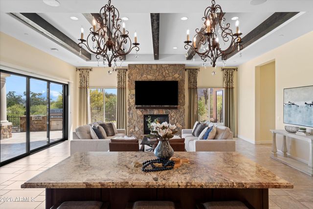 4602 E MOCKINGBIRD Lane, Paradise Valley, AZ 85253