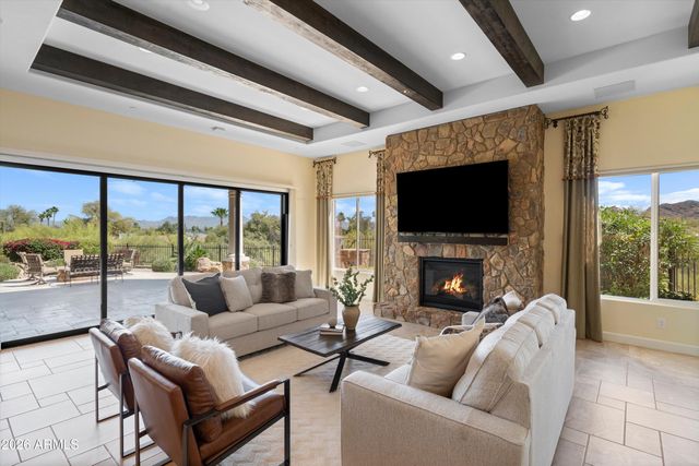 4602 E MOCKINGBIRD Lane, Paradise Valley, AZ 85253