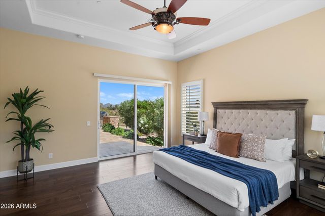 4602 E MOCKINGBIRD Lane, Paradise Valley, AZ 85253