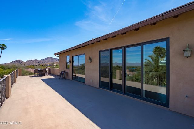 4602 E MOCKINGBIRD Lane, Paradise Valley, AZ 85253